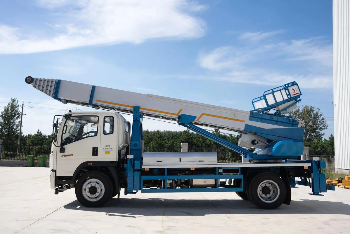 沐川云梯上料车租赁费用